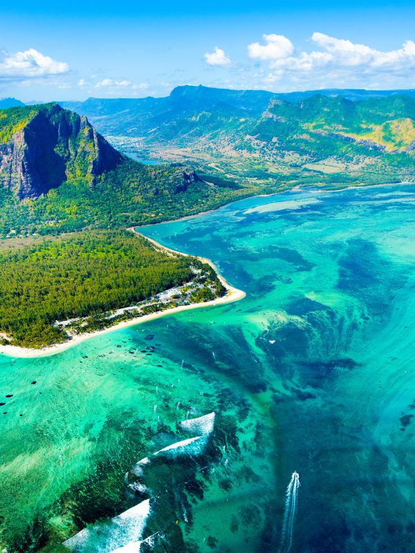 Premiers pas à l'île Maurice, l'association Maurice Accueil